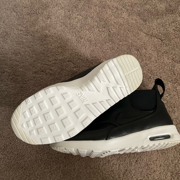 Nike AIR MAX Thea Mid Black Sail Shoes Sneakers Womens Size 6 New - Picture 5 of 5